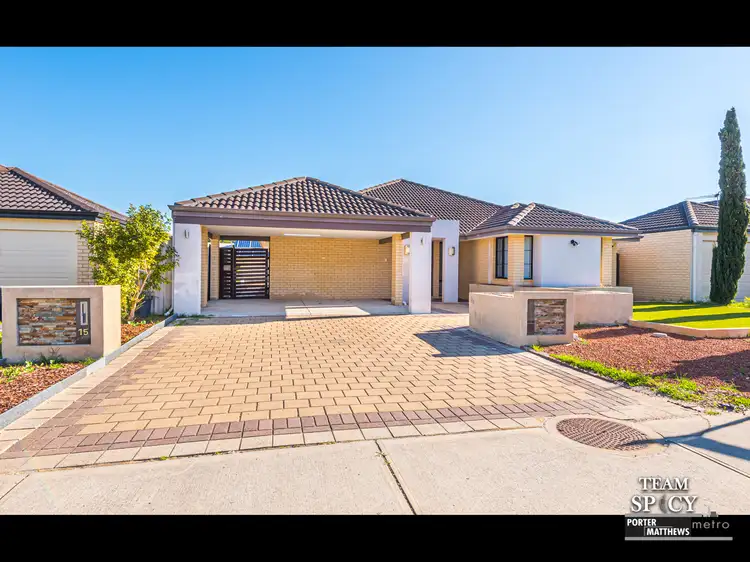 15 Cara Way, Wattle Grove WA 6107