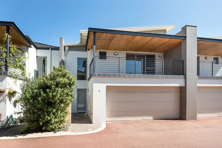 4/75 Baler Court, Hammond Park WA 6164