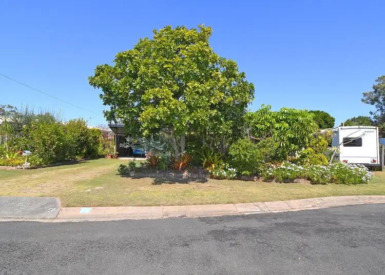 13 Sunset Crescent, Torquay QLD 4655