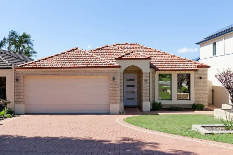 21B Henley Road, Mount Pleasant WA 6153