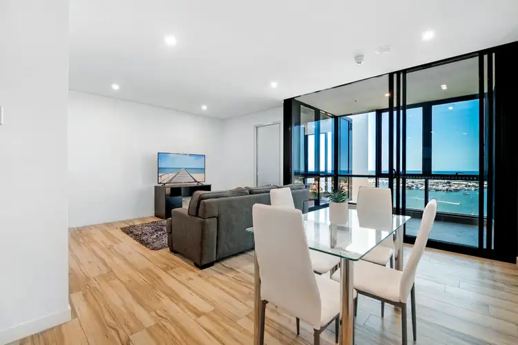 1405/2 Como Crescent, Southport QLD 4215