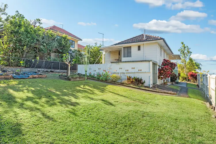 2 Kooya Road, Mitchelton QLD 4053