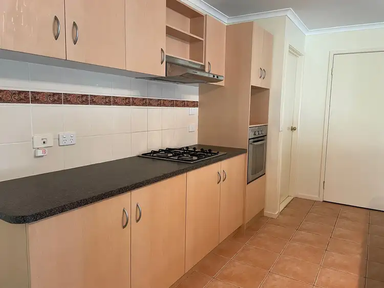 Fifth view of Homely house listing, 12 Manor Court, Cranbourne East VIC 3977