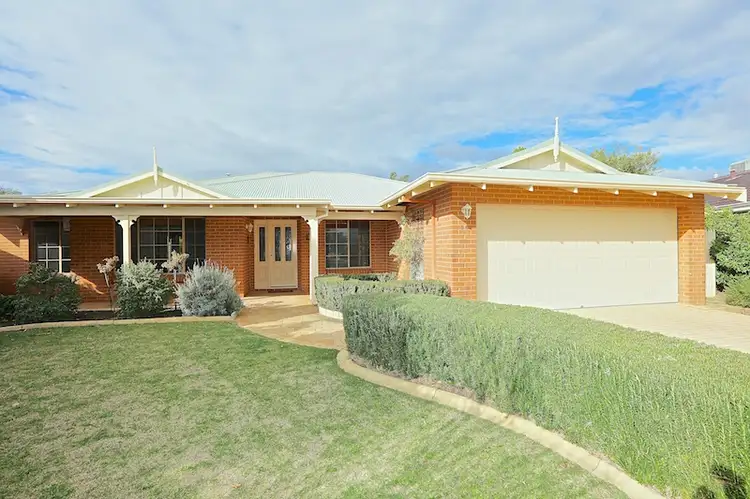 14 Sanur Rise, Iluka WA 6028