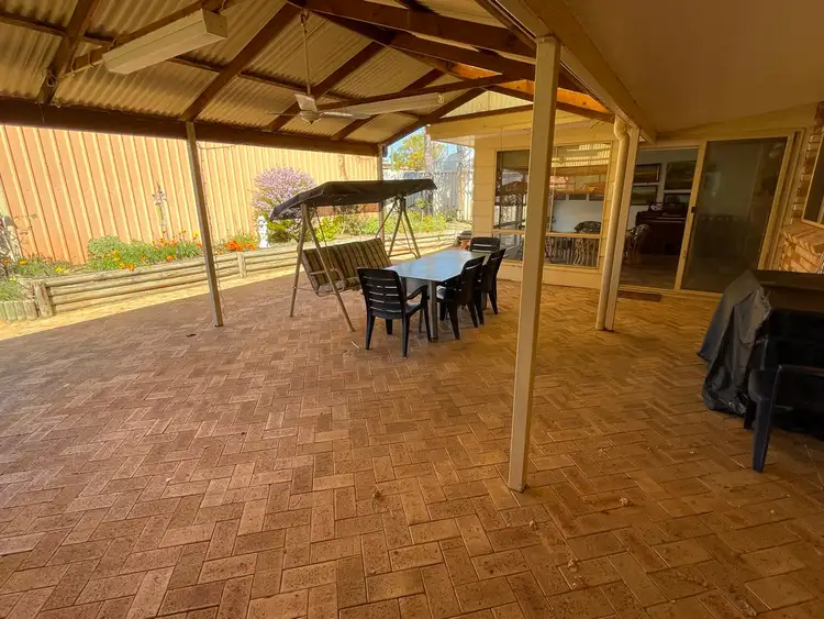 Fifth view of Homely house listing, 6 SUBURBAN ROAD, Quairading WA 6383