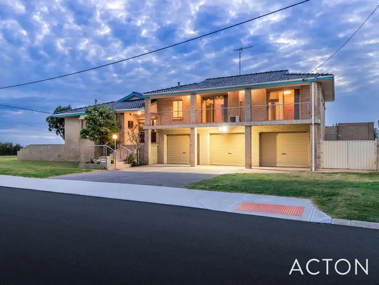 2 Short Street, Safety Bay WA 6169