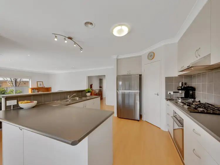 Fourth view of Homely house listing, 14 Romsey Court, Wodonga VIC 3690