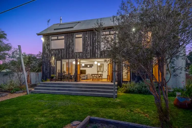 26 Becker Street, Beaufort VIC 3373