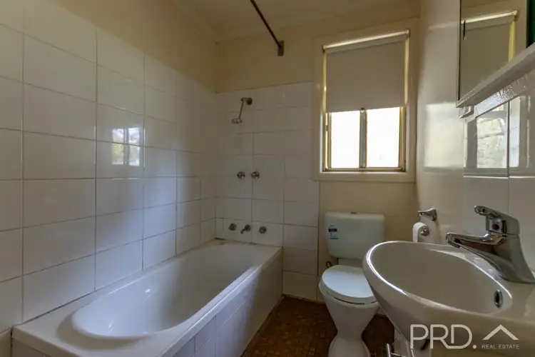 Seventh view of Homely house listing, 10 Banksia Crescent, Tumut NSW 2720