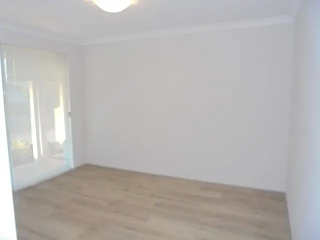 Second view of Homely house listing, 7 Teneriffe Rise, Halls Head WA 6210