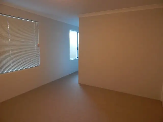 Fourth view of Homely house listing, 7 Teneriffe Rise, Halls Head WA 6210