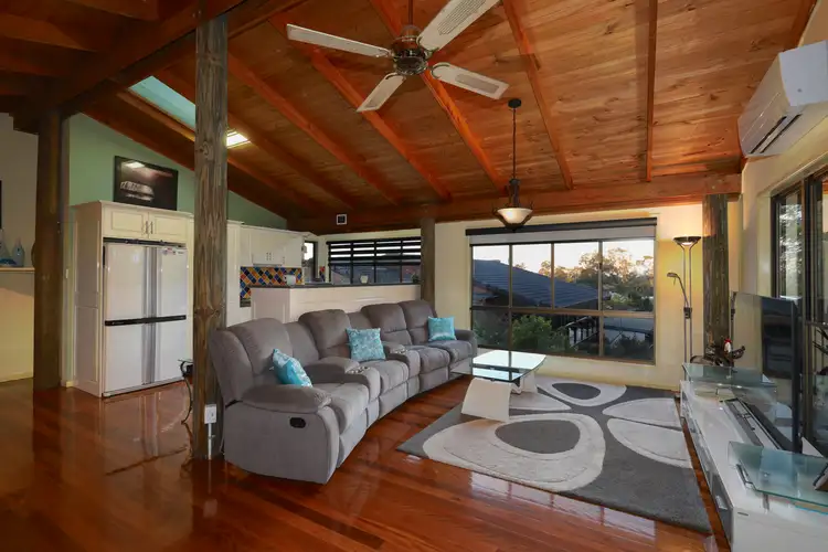 31 Leonarda Drive, Ferny Hills QLD 4055