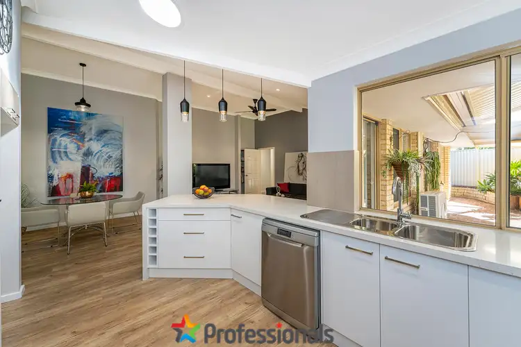 Fourth view of Homely house listing, 27 Elderberry, Halls Head WA 6210