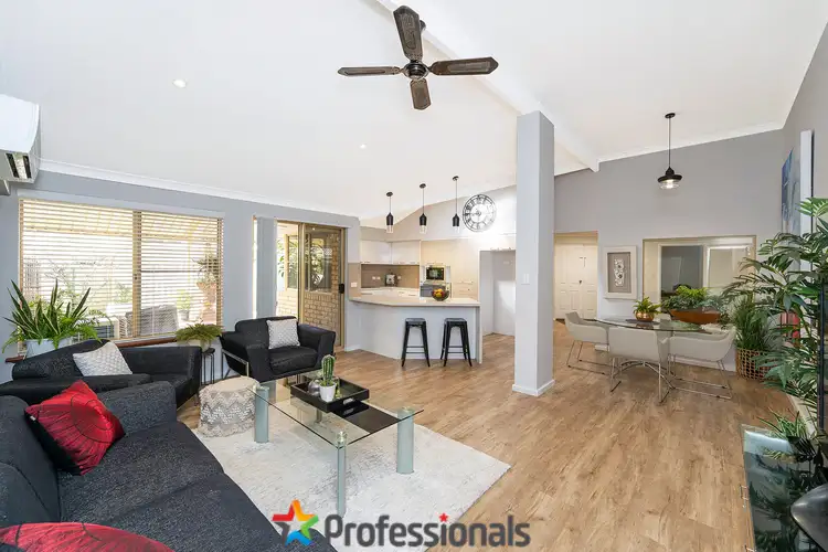 Seventh view of Homely house listing, 27 Elderberry, Halls Head WA 6210