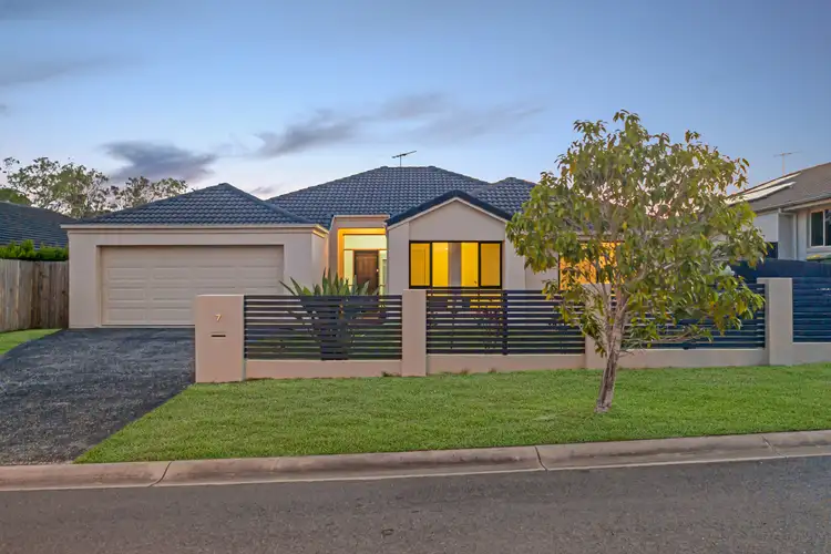 7 Voss Boulevard, Heritage Park QLD 4118