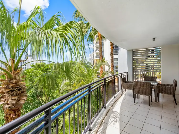 23 Ferny Avenue, Surfers Paradise QLD 4217