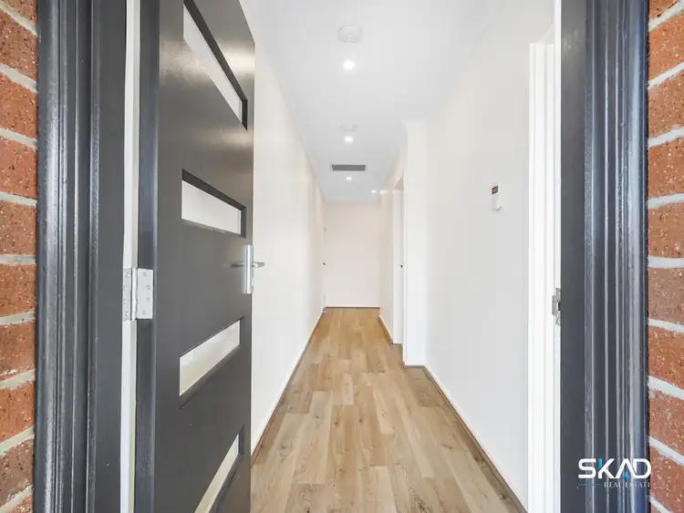 Fifth view of Homely house listing, 4 Boston Avenue, Thornhill Park VIC 3335