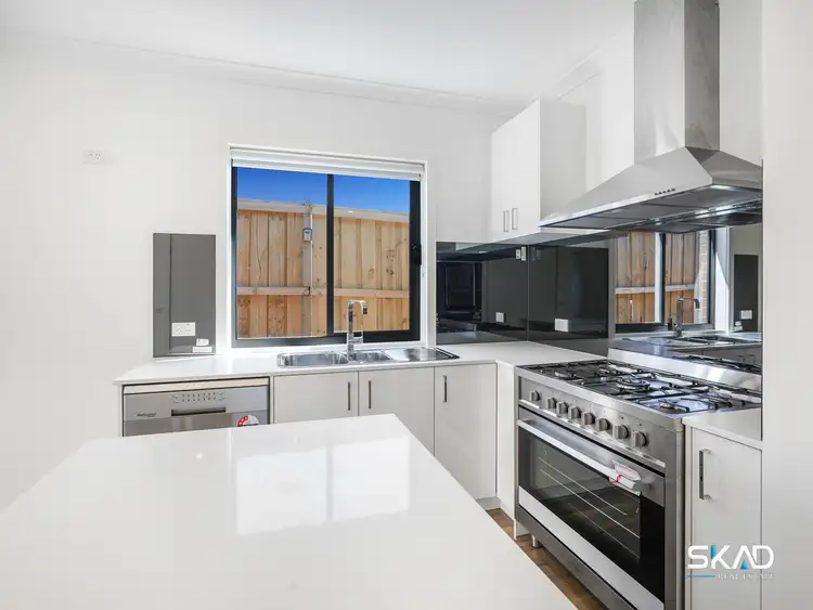 Sixth view of Homely house listing, 4 Boston Avenue, Thornhill Park VIC 3335