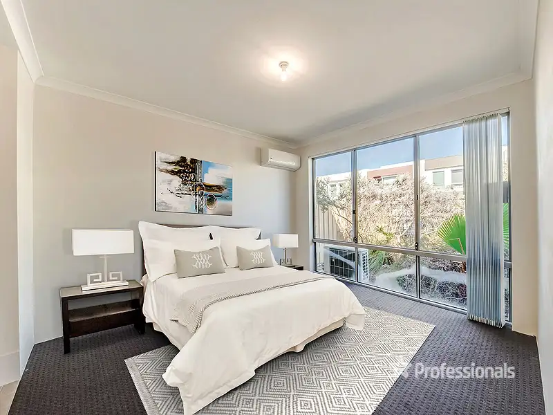 Main view of Homely house listing, 10 Wyperfeld Street, Yanchep WA 6035