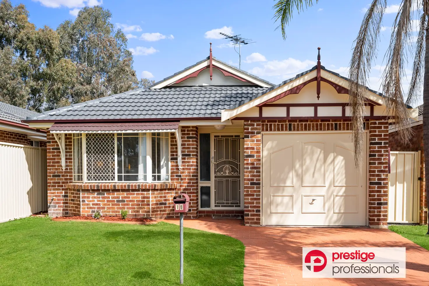 Main view of Homely house listing, 18 Clarendon Court, Wattle Grove NSW 2173