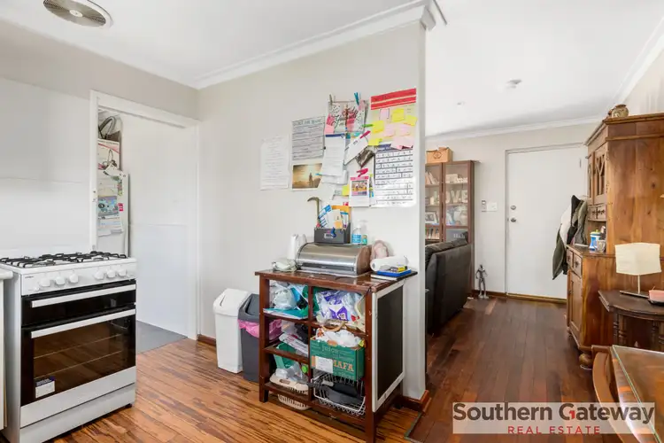 Sixth view of Homely house listing, 10 Jecks Place, Orelia WA 6167