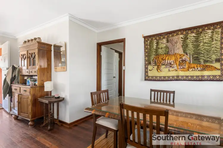 Seventh view of Homely house listing, 10 Jecks Place, Orelia WA 6167