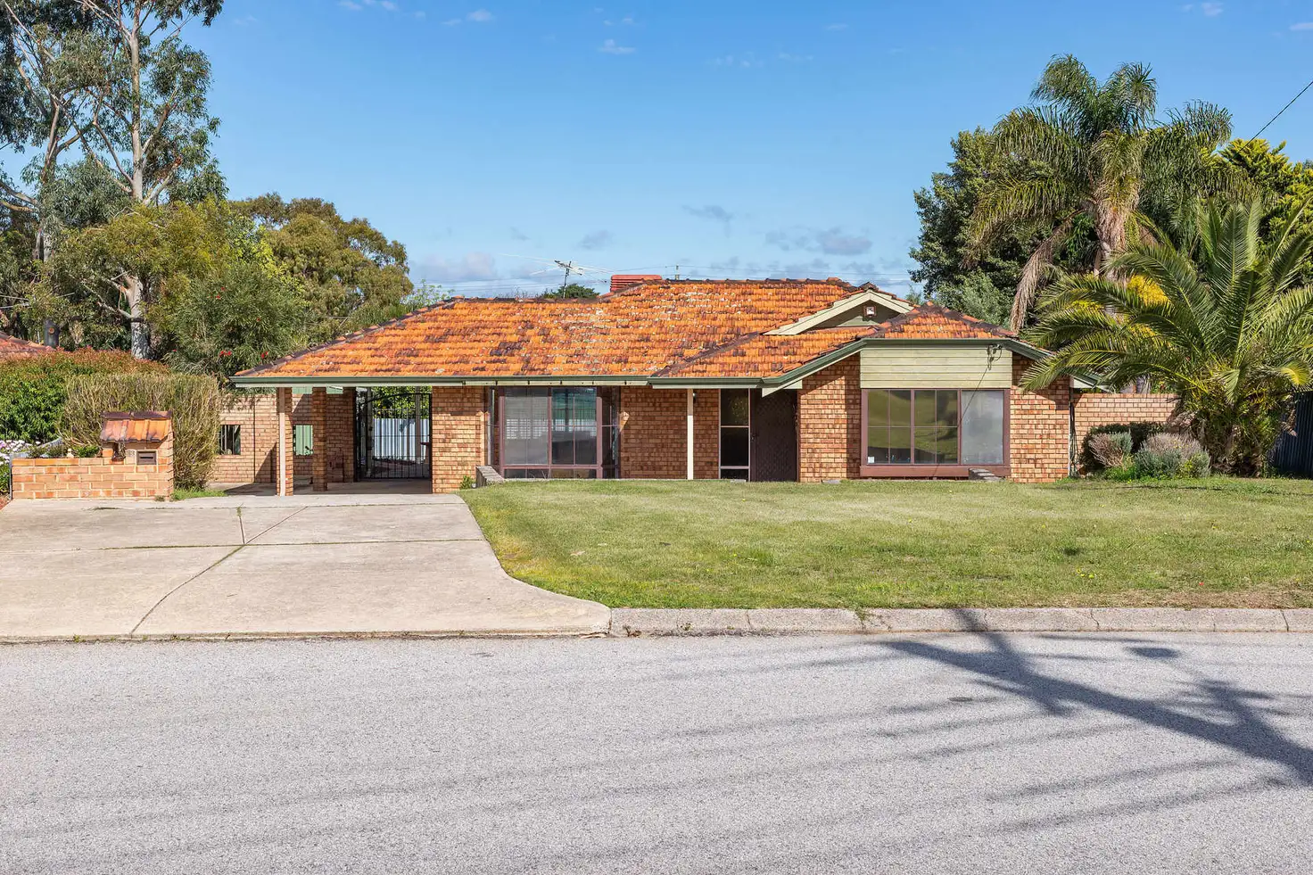 Main view of Homely house listing, 33 Plover Drive, Yangebup WA 6164