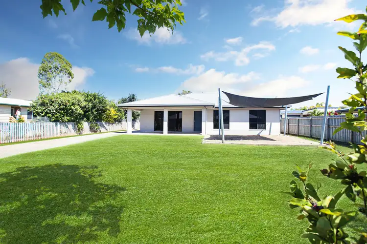 33 Deguara Avenue, Armstrong Beach QLD 4737