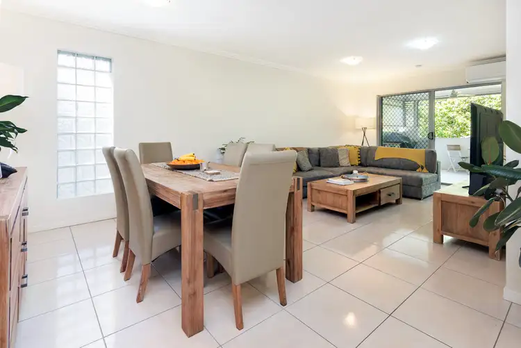 Fifth view of Homely unit listing, 2/20 Oriel Road, Clayfield QLD 4011