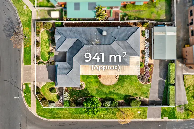 10 Huon Crescent, Leopold VIC 3224