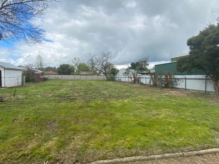 48 WALLACE STREET, Holbrook NSW 2644