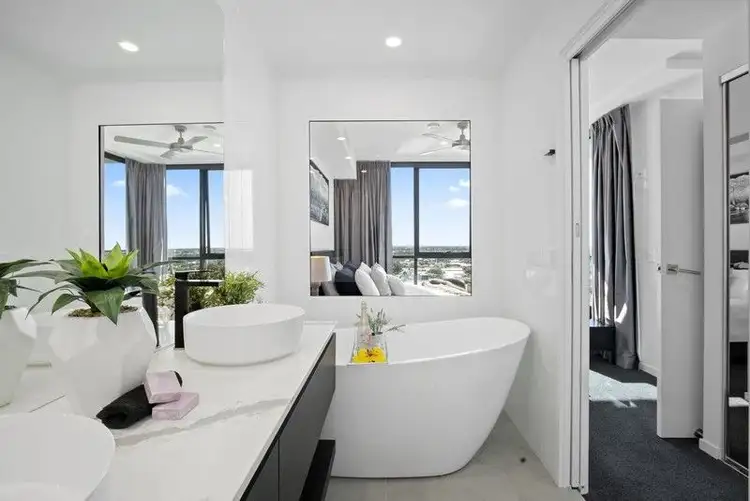 Main view of Homely apartment listing, 51106/5 Harbourside Court, Biggera Waters QLD 4216