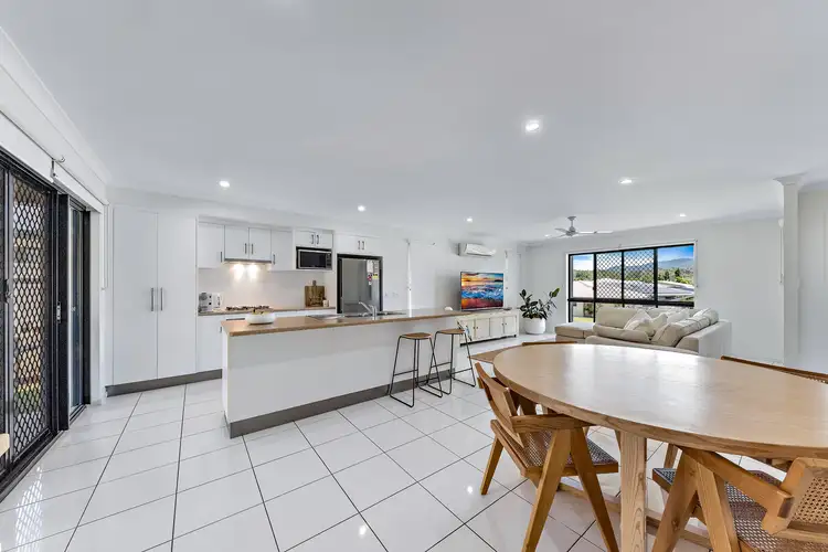 22 Companion Way, Cannonvale QLD 4802