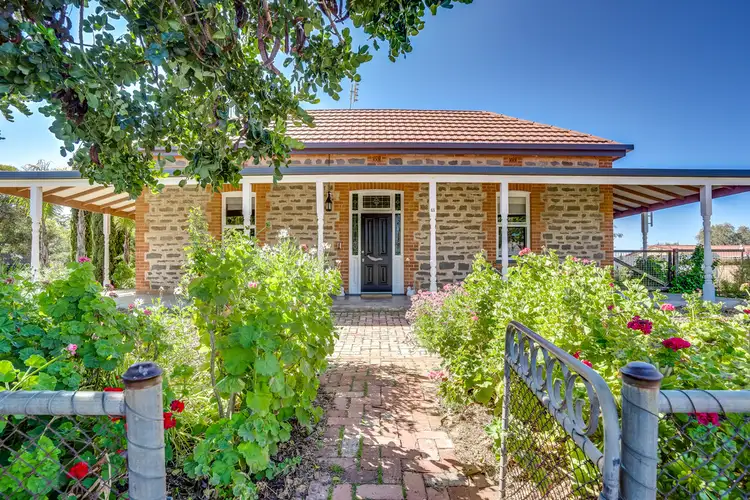 13 ADELAIDE ROAD, Palmer SA 5237