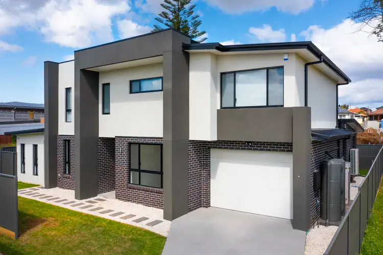 2B & 2C Moir Street, Smithfield NSW 2164