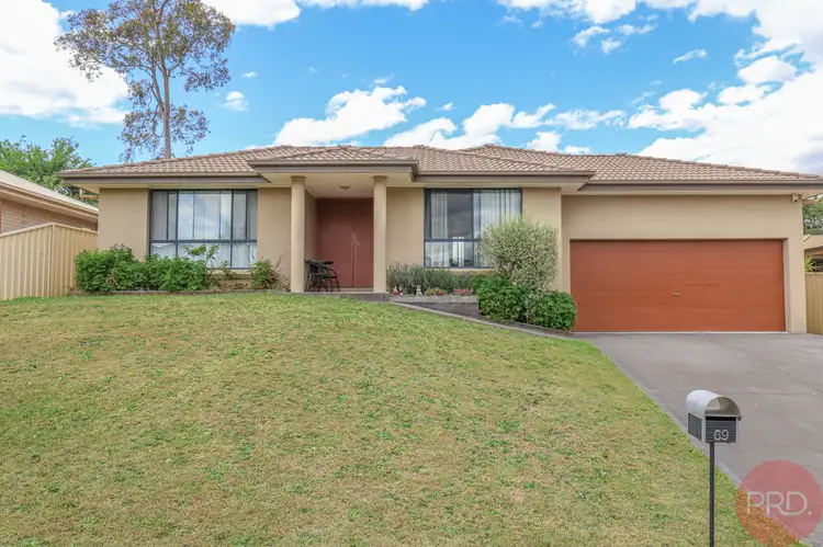 69 Clayton Crescent, Rutherford NSW 2320