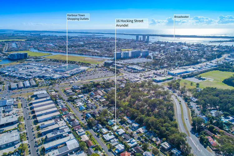 16 Hocking Street, Arundel QLD 4214
