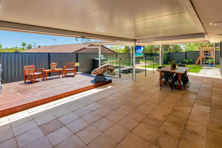 2/5 Callistemon Court, Arundel QLD 4214