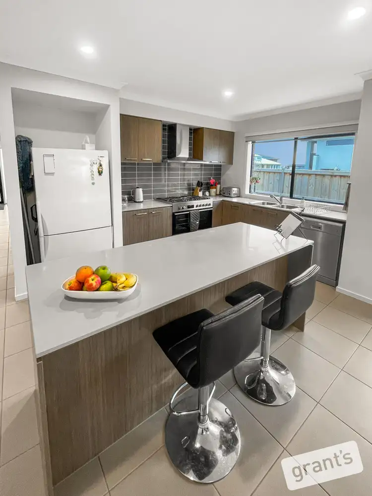 Fourth view of Homely house listing, 31 Vermillion Drive, Clyde North VIC 3978