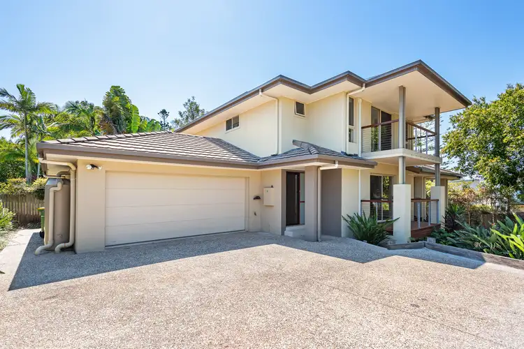 2/89 Turpin Road, Labrador QLD 4215