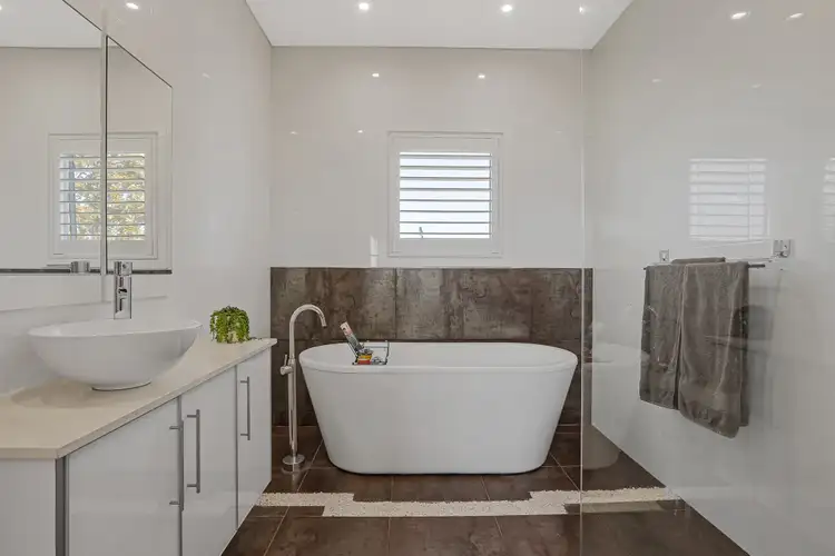 Fifth view of Homely house listing, 2 Riverside Crescent, Haywards Bay NSW 2530