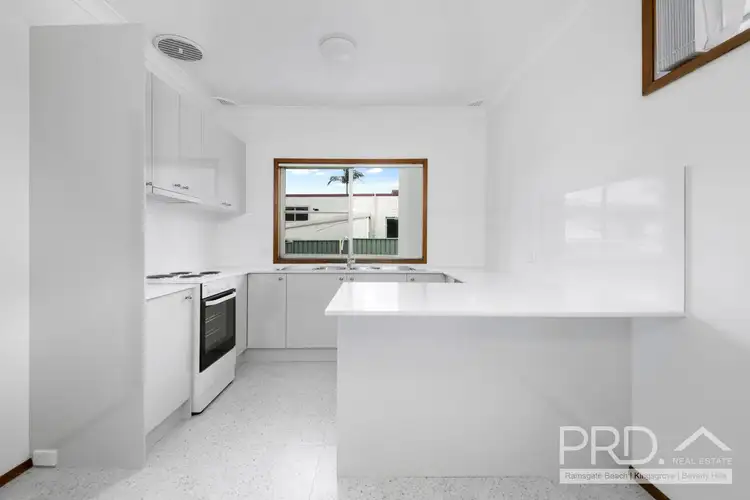 Third view of Homely villa listing, 2/100 Alfred Street, Sans Souci NSW 2219