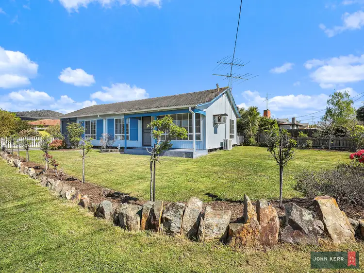 17 Kitchener Street, Trafalgar VIC 3824