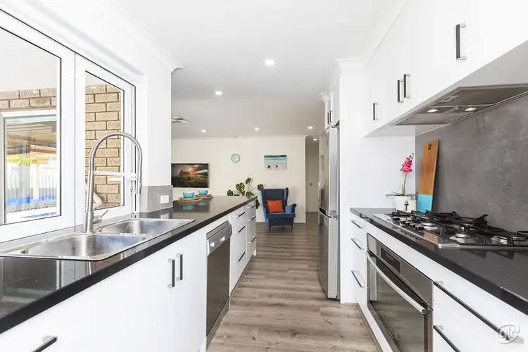 Sixth view of Homely house listing, 3 Lace Leaf Way, South Lake WA 6164