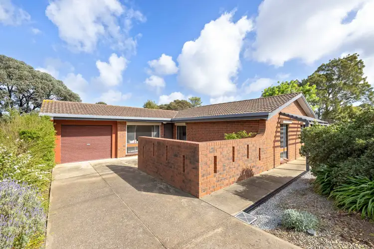 1 Andrew Court, Aberfoyle Park SA 5159