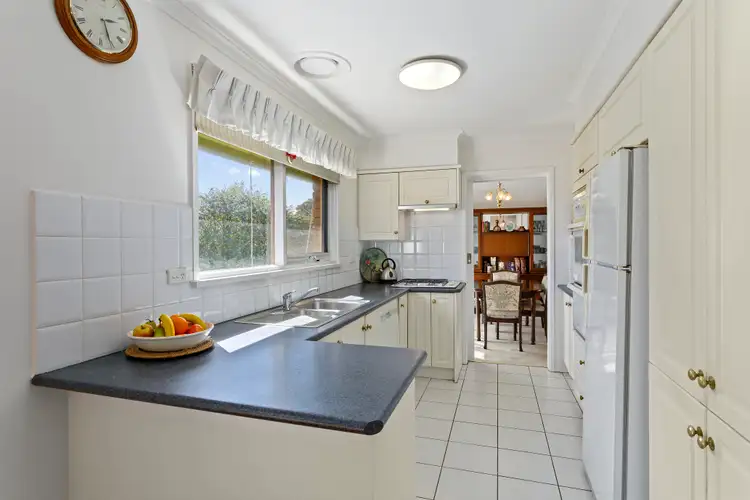 Fourth view of Homely house listing, 6 Cavill Court, Vermont South VIC 3133