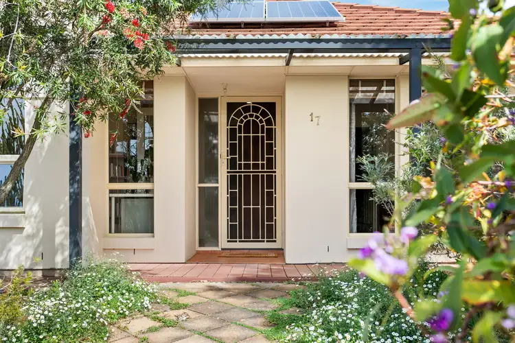 17 Kent Avenue, Seacombe Gardens SA 5047