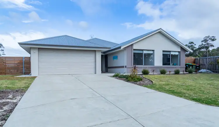 6 Goodwine Way, Cowaramup WA 6284