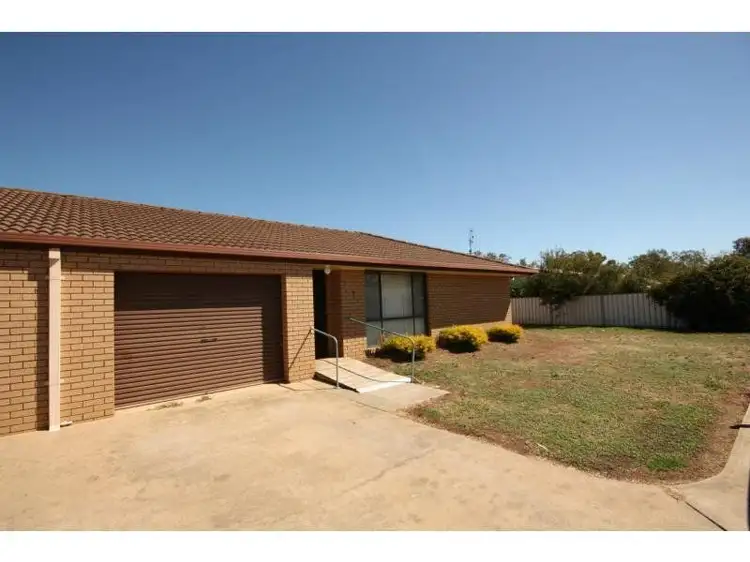 Main view of Homely unit listing, 2/39 Faithful Street, Benalla VIC 3672