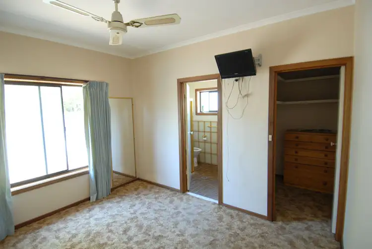 Fifth view of Homely house listing, 320 NOYES STREET, Deniliquin NSW 2710